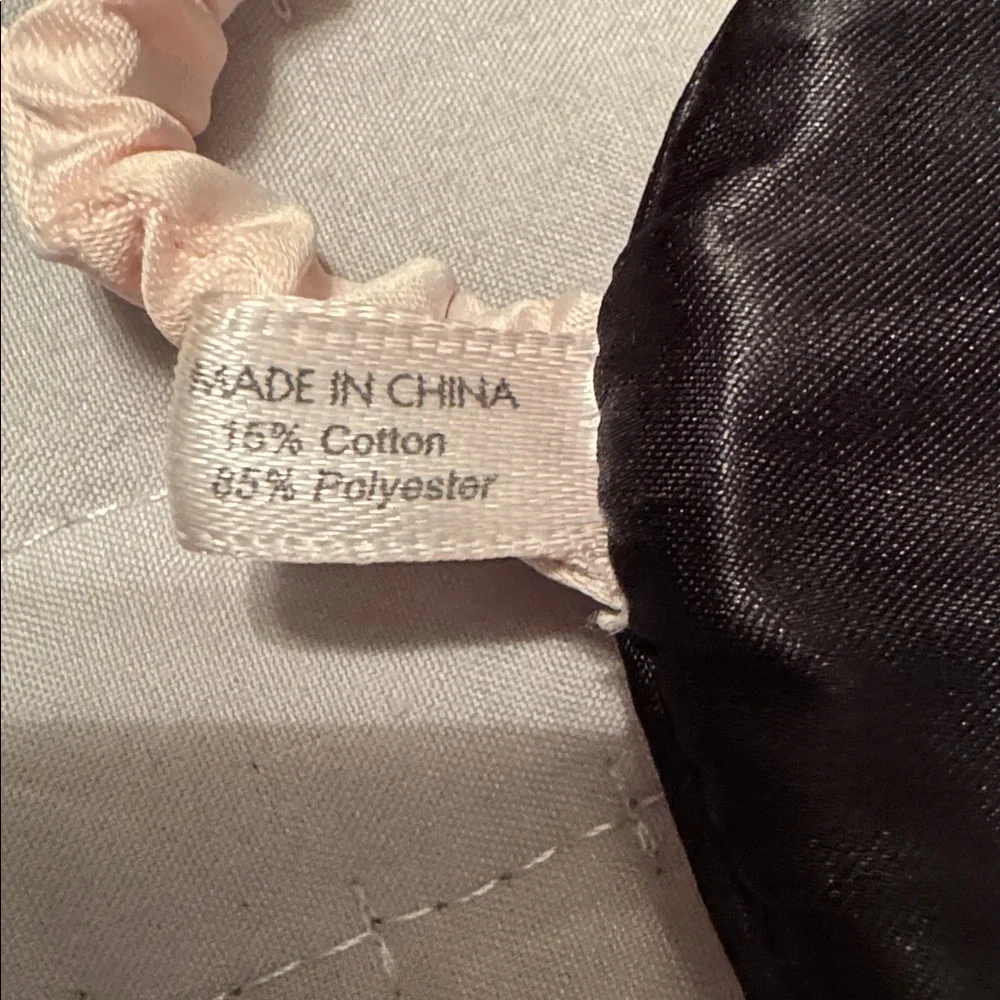 Mary Kay Soft Pink Eyelash Sleep Mask, NWOT